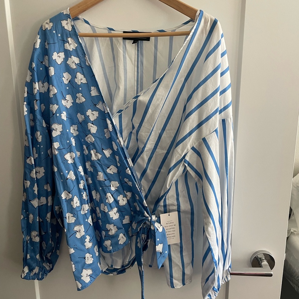 Cross waist  multi print blouse